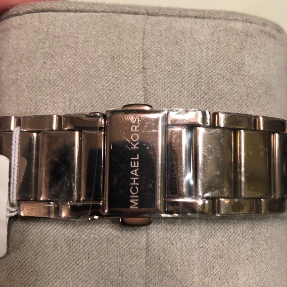 MK new watch - Picture 3 of 7